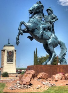 statue in el paso